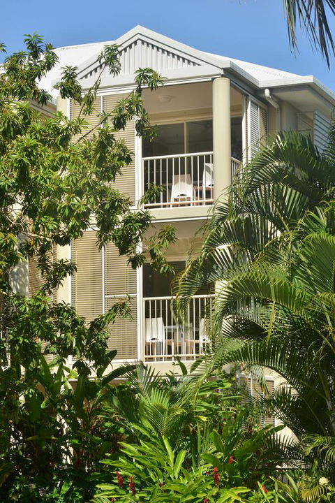 Port Douglas Apartments - Adults Only Oasis - Accommodation Rockhampton 25