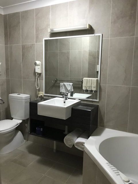 Villa Nova Motel - Accommodation Rockhampton 13