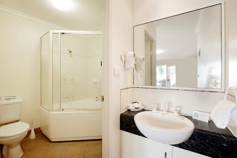 Glenmore Tavern - Accommodation Rockhampton 3