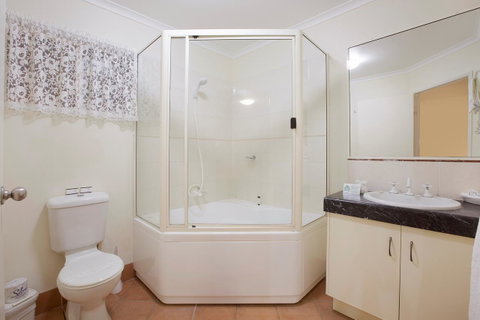Glenmore Tavern - Accommodation Rockhampton 13