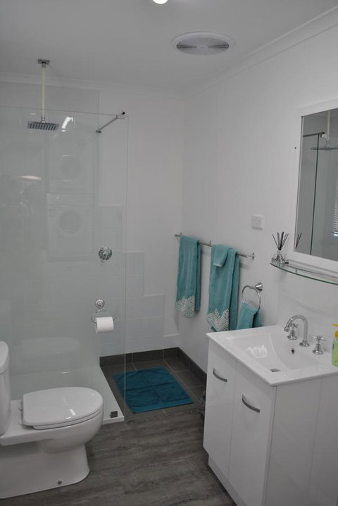 Driftwood Lodge - Accommodation Rockhampton 8