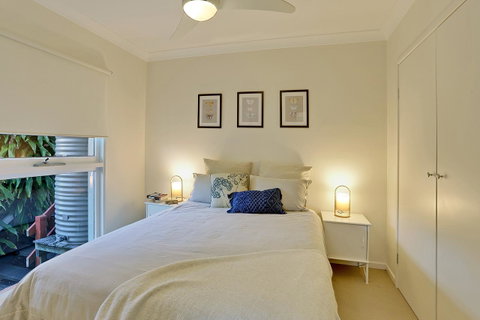 The Pod - Accommodation Rockhampton 11