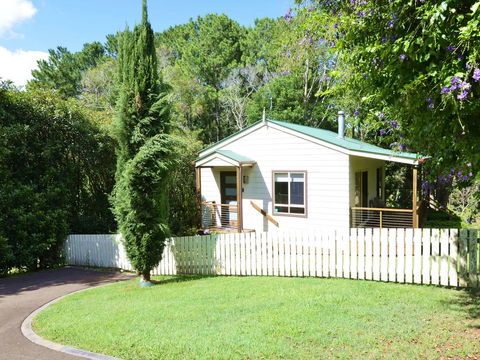 Apple Tree Cottage Montville - Accommodation Rockhampton 15