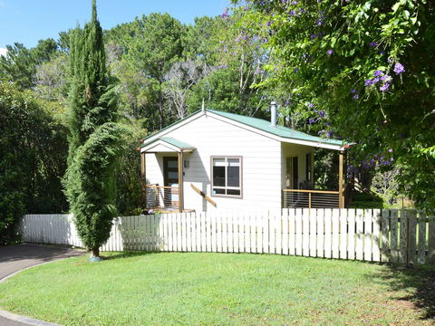 Apple Tree Cottage Montville - Accommodation Rockhampton 2