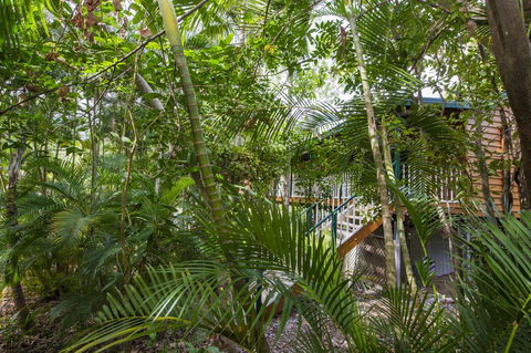 Koorakai - Accommodation Rockhampton 0