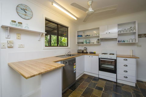 Koorakai - Accommodation Rockhampton 4