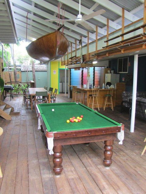 Arcadia Beach Guest House And Car Hire - Accommodation Rockhampton 4