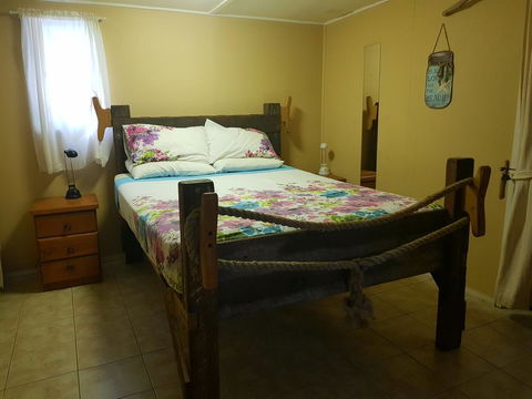 Arcadia Beach Guest House And Car Hire - Accommodation Rockhampton 34
