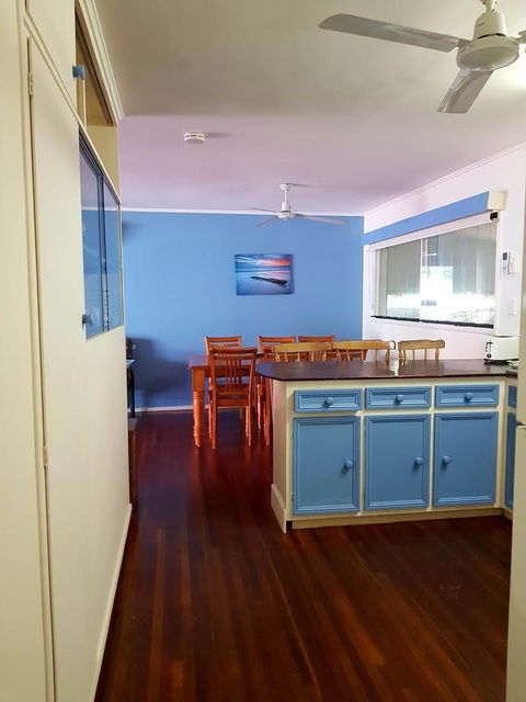 Arcadia Beach Guest House And Car Hire - Accommodation Rockhampton 25