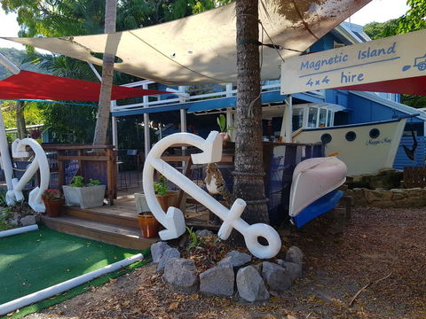 Arcadia Beach Guest House And Car Hire - Accommodation Rockhampton 0