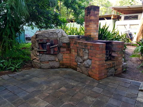 Arcadia Beach Guest House And Car Hire - Accommodation Rockhampton 44