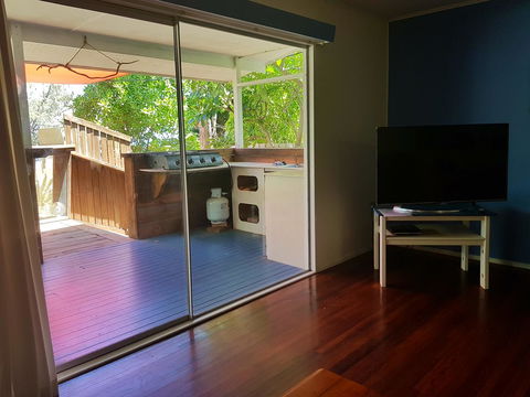 Arcadia Beach Guest House And Car Hire - Accommodation Rockhampton 19