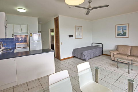 Anchorage On Straddie - Accommodation Rockhampton 21