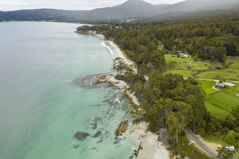 Adventure Bay Holiday Home - Accommodation Rockhampton 10