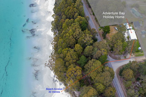 Adventure Bay Holiday Home - Accommodation Rockhampton 9