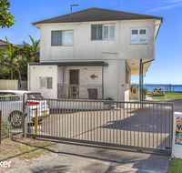 'Yacaaba' Beautiful Waterfront Location - Accommodation Rockhampton