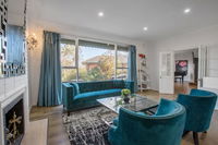    Alice wonderland    in 4 beds house