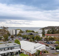 1 'Seaview' 9 Church Street - huge air conditioned unit with lift  WIFI - Accommodation Rockhampton
