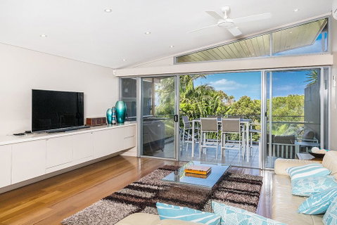 1/22 Mahogany Drive - Beach House 1 @ Vue - Accommodation Rockhampton 0