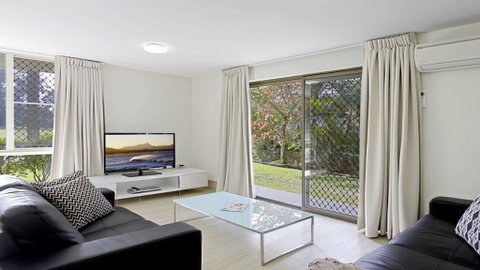 1/56 Lawson Street@Clarkes Beach - Accommodation Rockhampton 1