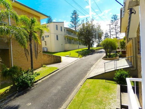 1/6 Convent Lane - Accommodation Rockhampton 0