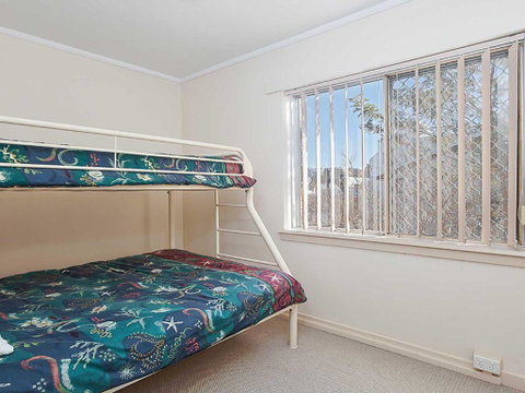 10 'Teramby Court' 104 Magnus Street - In Nelson Bay CBD With Water Views And WIFI - Accommodation Rockhampton 3