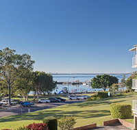 10 'Teramby Court' 104 Magnus Street - in Nelson Bay CBD with water views and WIFI - Accommodation Rockhampton