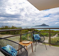 11 'Intrepid'  3 Intrepid Close - Absolute Beachfront Bliss - Accommodation Rockhampton
