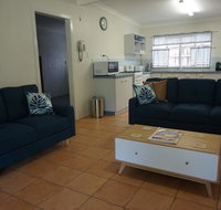 11 Bomburra Court - Rainbow Beach Comfortable Beach House Plenty of boat parking - Accommodation Rockhampton