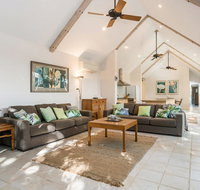 12 Childe Street Byron Bay - Absolute Belongil Summerhouse - Accommodation Rockhampton