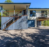 12 Ibis Court - Highset beach house with natural bushland gardens and covered decks - Accommodation Rockhampton