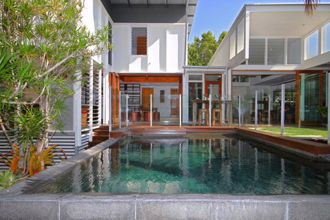 13 Ann Street, Coolum Beach, Pet Friendly, Linen Included - Accommodation Rockhampton 0