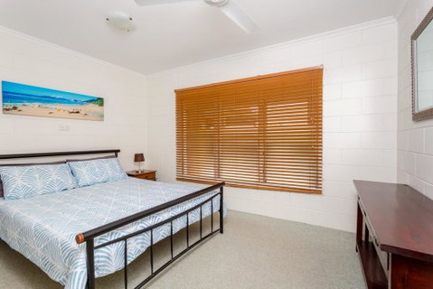 14 Double Island Drive - Rainbow Beach, Large Holiday House With Pool,Pets Welcome, Free Wi-Fi - Accommodation Rockhampton 1