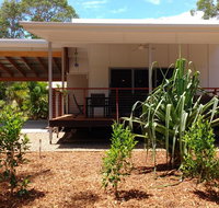 15 Esprit Drive - Rainbow Shores Gorgeous Modern Beach House - Accommodation Rockhampton