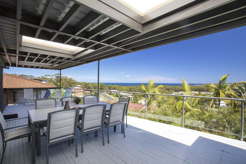 17 Canberra Crescent - Prestige Views At Burrill Lake - Accommodation Rockhampton 3