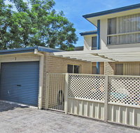 2 'Mahi Mahi' 5 Achilles Street - 3 bedroom between Shoal Bay and Little Beach - Accommodation Rockhampton