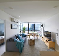 2 Bed 2 Bathroom Brand New Unit with Gym and Pool - Accommodation Rockhampton