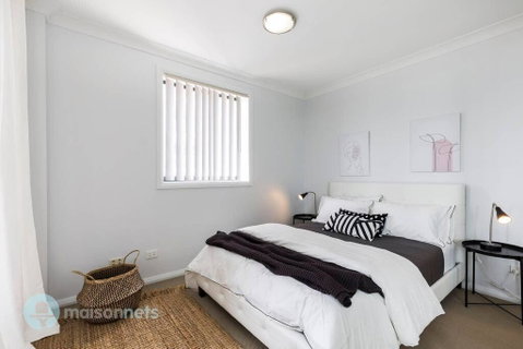 2 Bedroom 2 Bathroom Apt With Balcony And Parking - Accommodation Rockhampton 3
