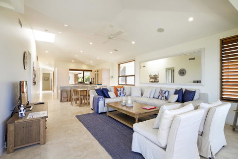 2 Hale Lani - Accommodation Rockhampton 3