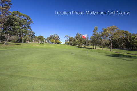 2/81 Clyde St - Villa De Golf At Mollymook - Accommodation Rockhampton 2