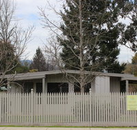 20 Toorak Rd Bright - Accommodation Rockhampton