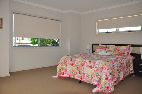21 Tingira Close - Family Home In A Quiet Street Enjoying Ocean Views - Accommodation Rockhampton 3