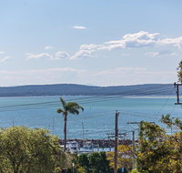 23 'The Commodore' 9-11 Donald Street - delightful unit with gorgeous water views - Accommodation Rockhampton