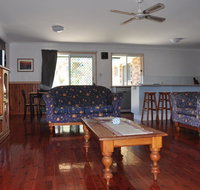 23 Carlo Road - Lowset family home within walking distance to the shopping centre. Pet friendly - Accommodation Rockhampton