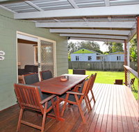 24 Sundew Street Mudjimba - 500 Bond - Pet Friendly Linen Supplied WIFI Air Cond. - Accommodation Rockhampton