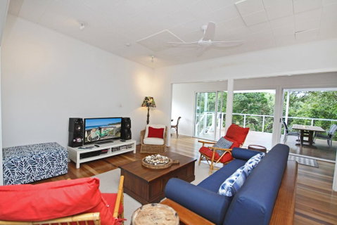 25 Goongilla Street, Yaroomba 500 BOND - Accommodation Rockhampton 2