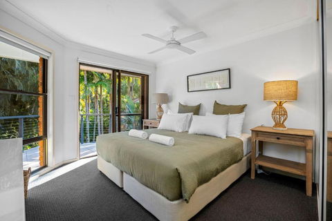 Calinda Sol 11 - Accommodation Rockhampton 0
