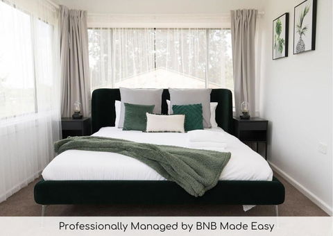 Canobolas Cottage, Amazing Farm Stay, 4 King Beds - Accommodation Rockhampton 0