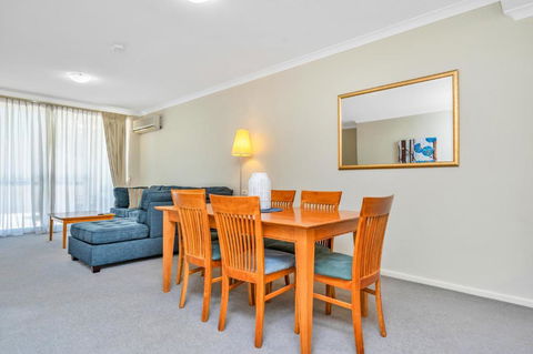 C Mandurah Apartment Resort - Accommodation Rockhampton 2