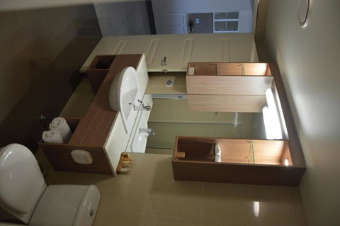 CBD Executive Apartments - Accommodation Rockhampton 3